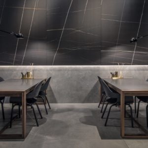 ART MARMI MAXIMUM SAHARA NOIR SQM